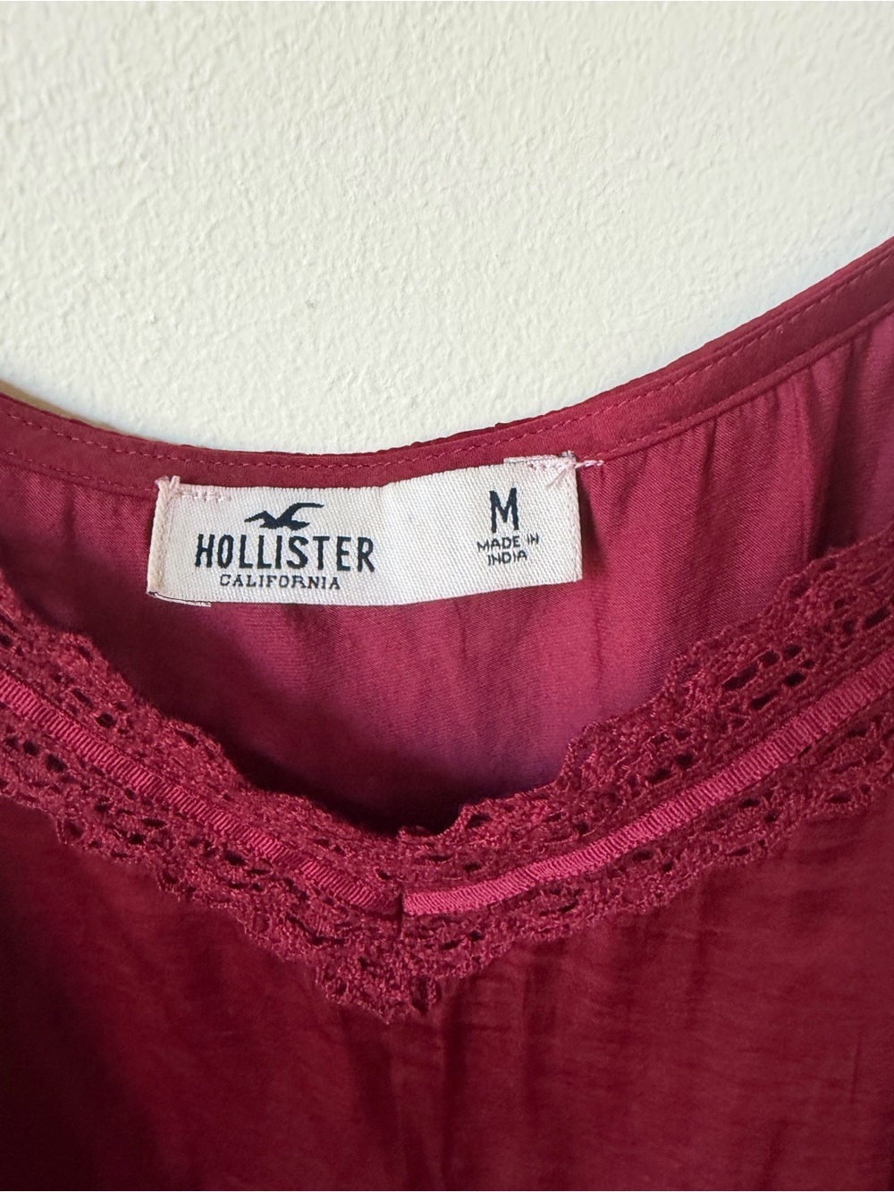 Hollister Maroon Lace-Trim Cami Tank Top - Picture 3 of 3